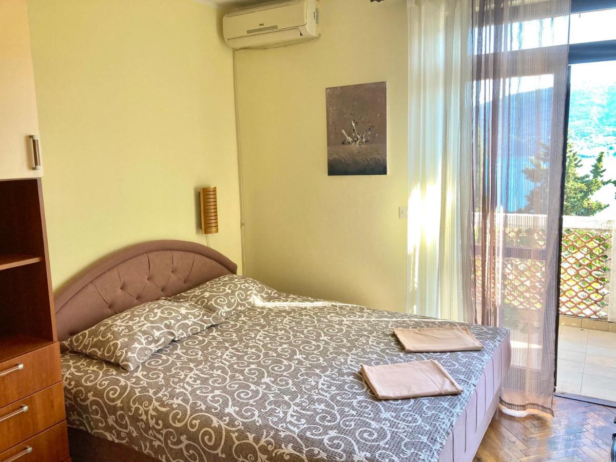 Apartmani Ilic Херцег-Нови Экстерьер фото